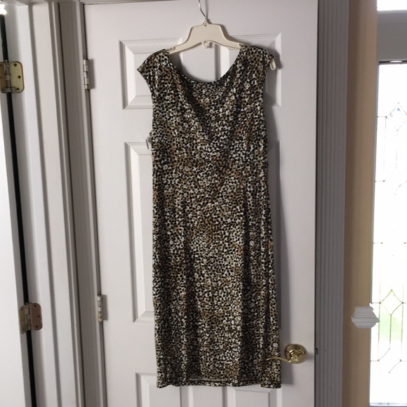 NWT Connected Apparel Brown, olive women’s dress - Picture 2 of 7